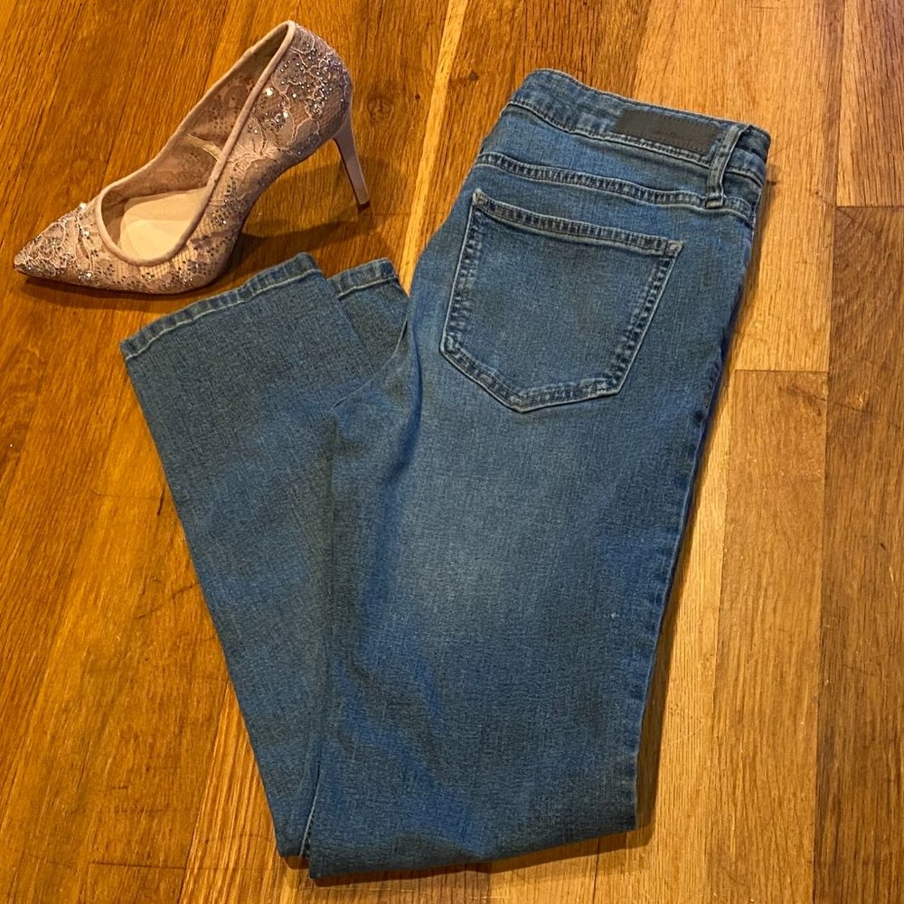 Calvin Klein Slim Boyfriend Jeans Size 6